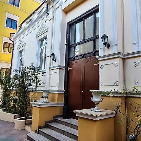5 Stars High Hostel Bukurešť Exteriér fotografie